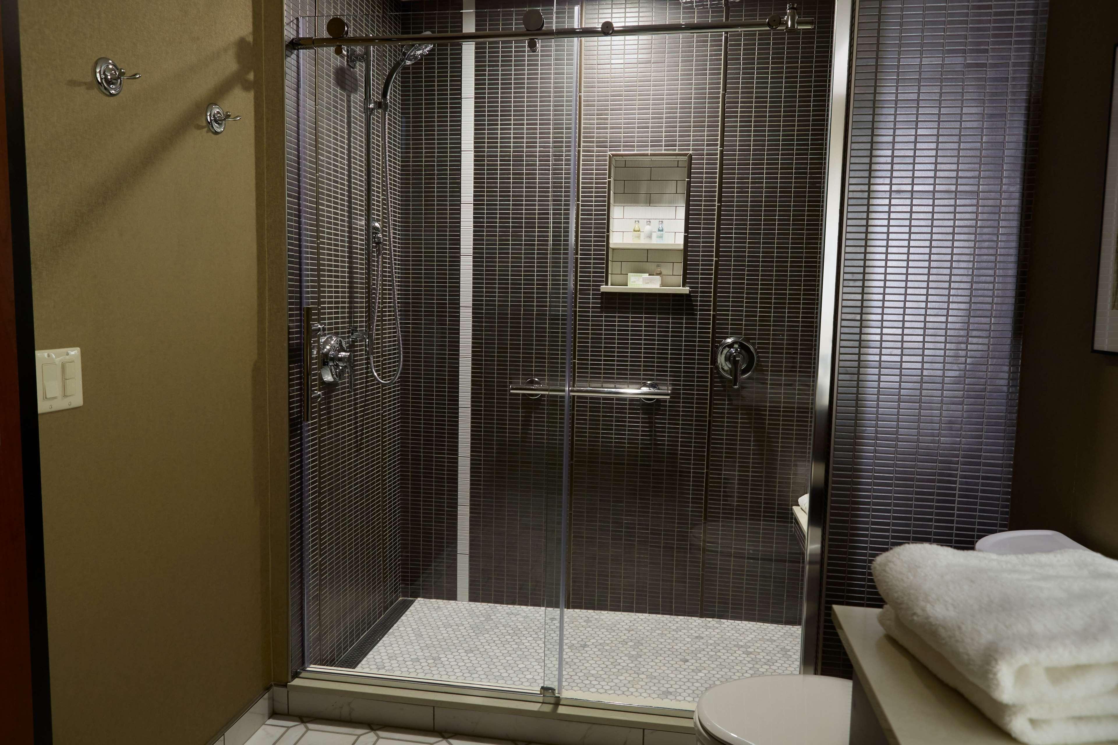 Western Premier Park 4*